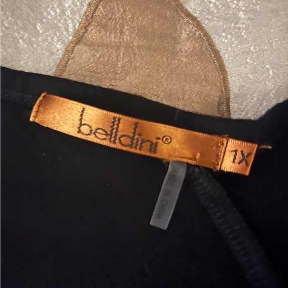 One strap poncho like tunic - Picture 3 of 4